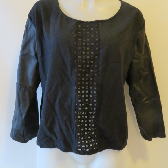 ARTISTS & REVOLUTIONARIES BLK 3/4 SLEEVE TOP OS* - Picture 2 of 6